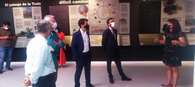 Visita institucional al Museo de la Trufa de Metauten en el marco de la promoción de la Vía Verde del Ferrocarril Vasco Navarro